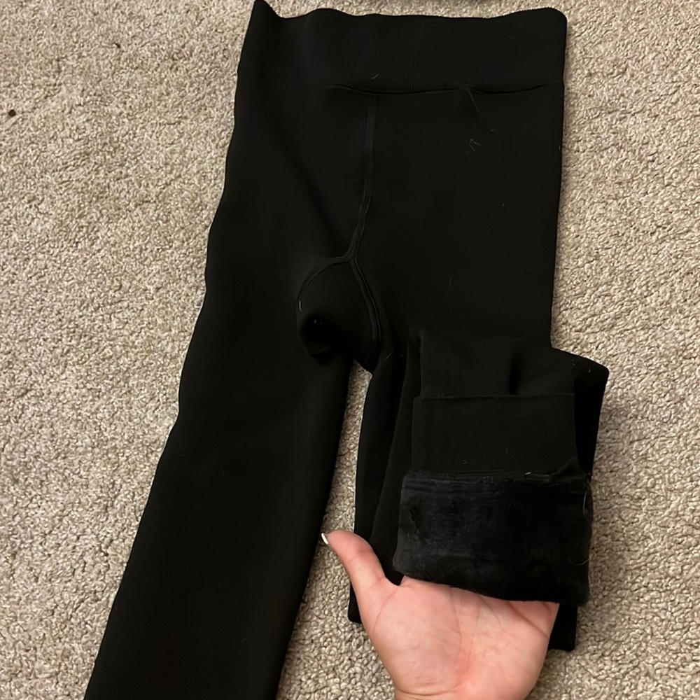 Warm leggings good for layering s/m